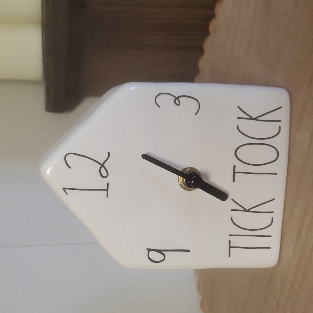 NWT - Rae Dunn "Tick Tock" clock.